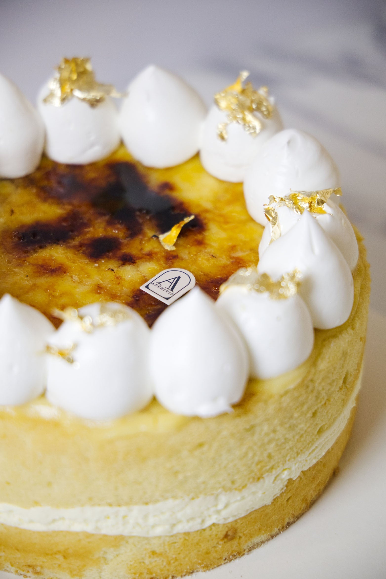 Vanilla Creme Brûlée Whole Cake - 8 inches
